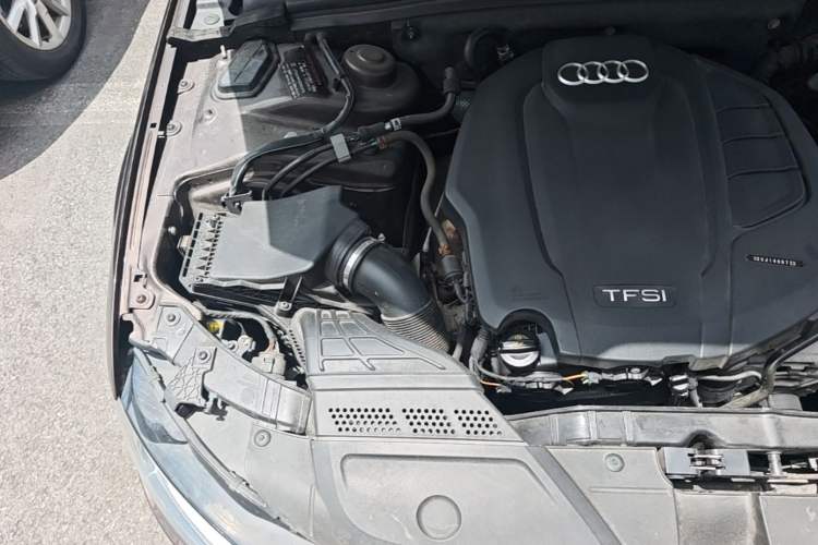 Used Audi A4L 2016 35 TFSI Collector's Edition Automatic Standard Model Engine Bay Right