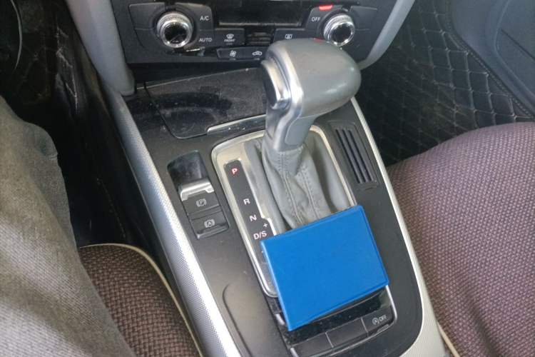 Used Audi A4L 2016 35 TFSI Automatic Standard Model Gear Lever