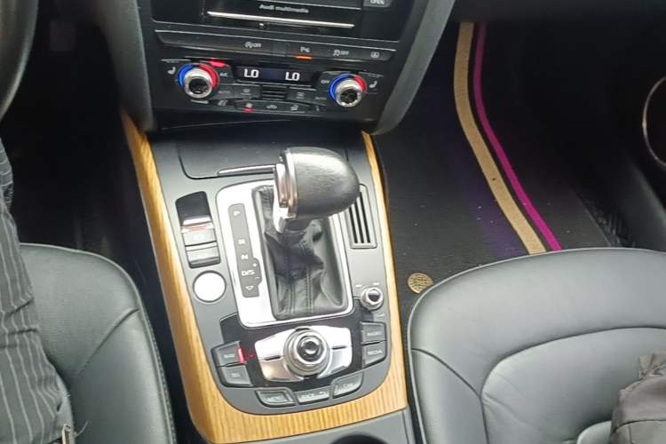 Used Audi A4L 2016 35 TFSI Collection Edition S line Luxury Model Gear Lever