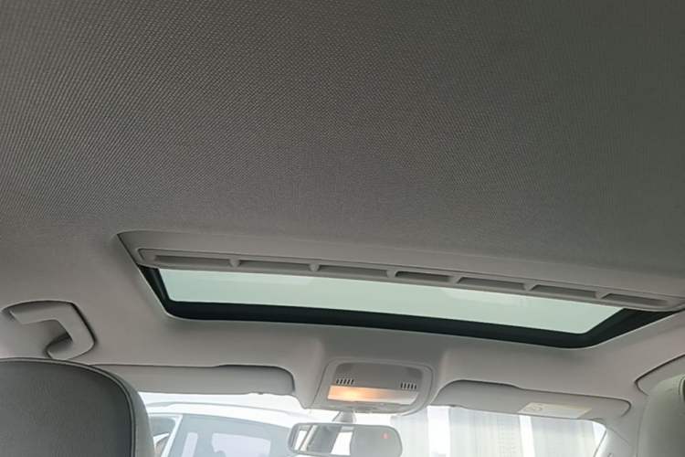 Used Audi A4L 2016 35 TFSI Collector's Edition Automatic Standard Model Headliner