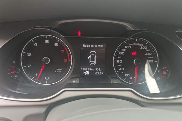 Used Audi A4L 2016 30 TFSI Collector's Edition Automatic Comfort Model Instrument Cluster