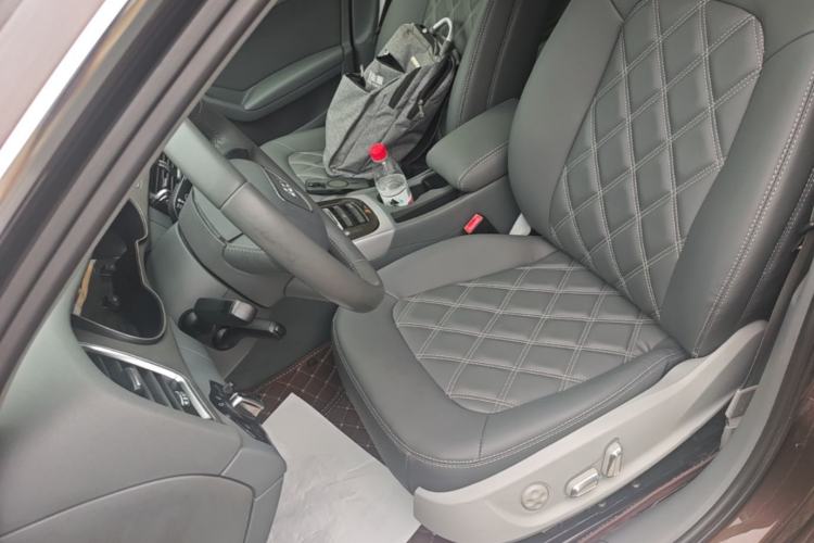 Used Audi A4L 2016 30 TFSI Collector's Edition Automatic Comfort Model Left Front Seat