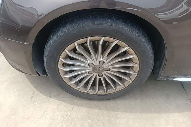 Used Audi A4L 2016 35 TFSI Collector's Edition Automatic Standard Model Left Front Wheel Hub