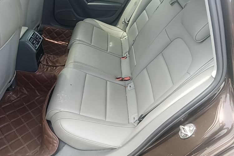 Used Audi A4L 2016 35 TFSI Collector's Edition Automatic Standard Model Left Rear Seat