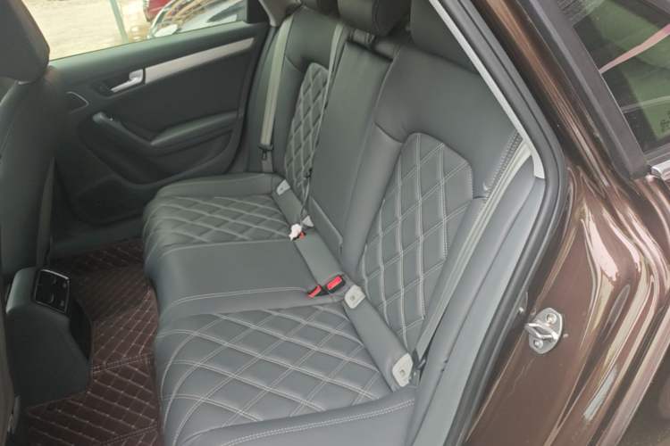 Used Audi A4L 2016 30 TFSI Collector's Edition Automatic Comfort Model Left Rear Seat