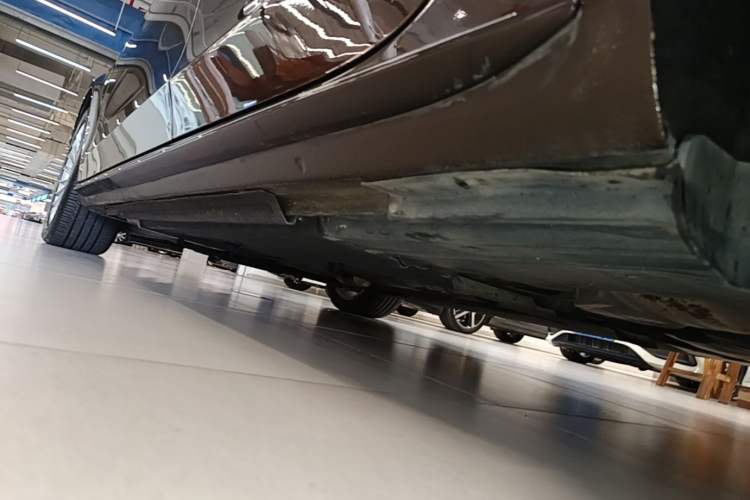 Used Audi A4L 2016 35 TFSI Collector's Edition Automatic Standard Model Left Side Sill