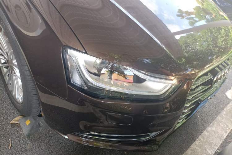 Used Audi A4L 2016 35 TFSI Automatic Standard Model Right Front Headlight