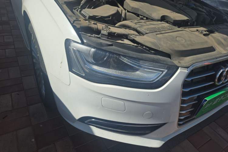Used Audi A4L 2016 35 TFSI Collector's Edition Automatic Standard Model Right Front Headlight