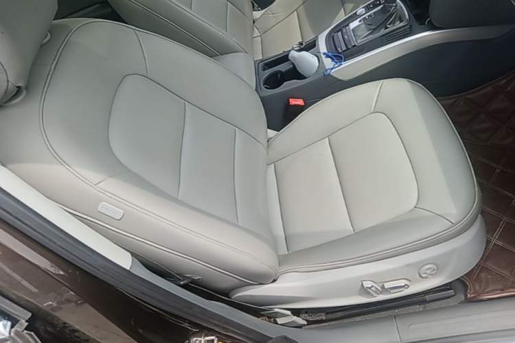 Used Audi A4L 2016 35 TFSI Collector's Edition Automatic Standard Model Right Front Seat