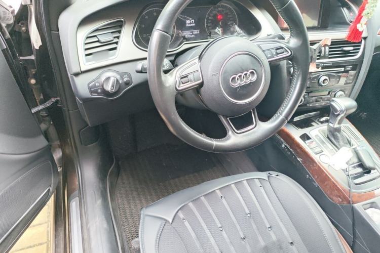 Used Audi A4L 2016 35 TFSI Automatic Comfort Model Steering Wheel