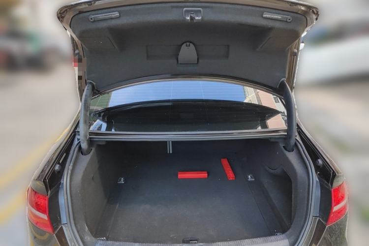 Used Audi A4L 2016 35 TFSI Collector's Edition Automatic Standard Model Trunk