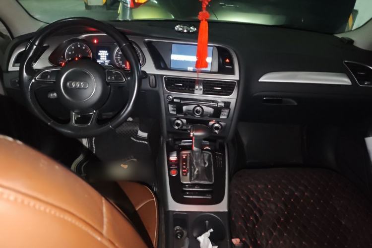 Used Audi A4L 2016 35 TFSI Collector's Edition Automatic Standard Model Center Console