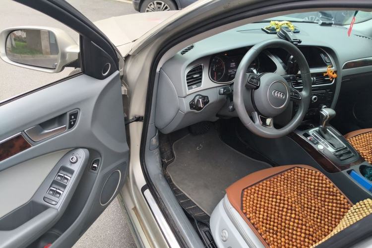 Used Audi A4L 2016 35 TFSI Automatic Comfort Model Driver Seat