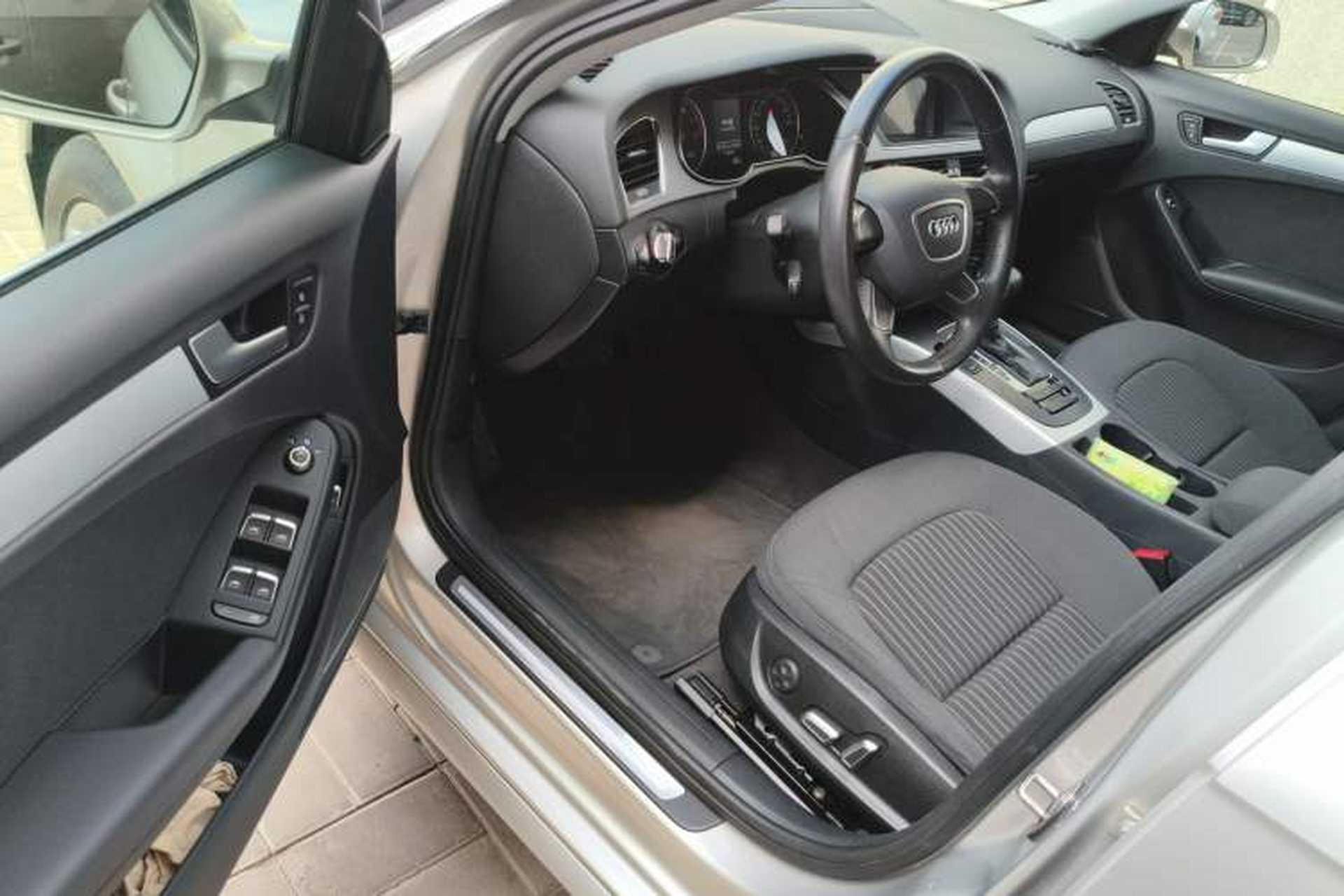 Used Audi A4L 2016 30 TFSI Collector's Edition Automatic Comfort Model Driver Seat