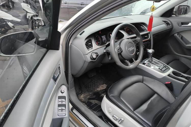 Used Audi A4L 2016 35 TFSI Collector's Edition Automatic Standard Model Driver Seat