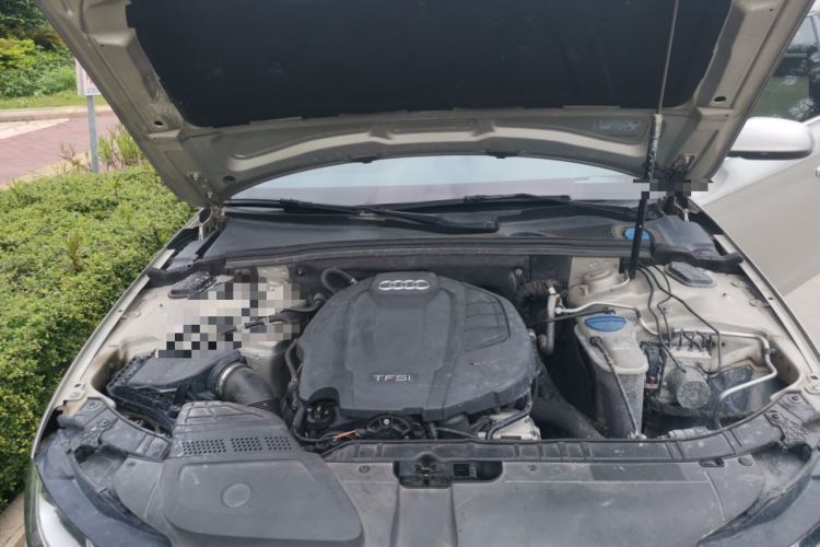Used Audi A4L 2016 35 TFSI Collector's Edition Automatic Standard Model Engine Bay