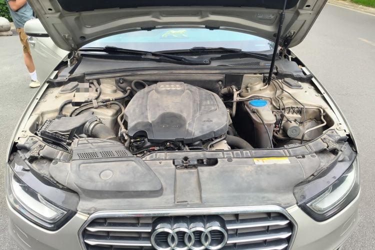 Used Audi A4L 2016 35 TFSI Automatic Comfort Model Engine Bay