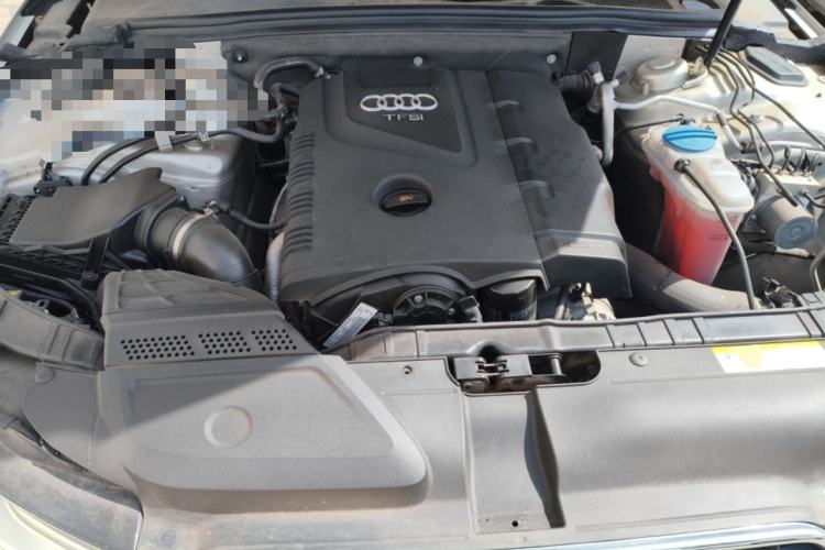 Used Audi A4L 2016 30 TFSI Collector's Edition Automatic Comfort Model Engine Bay