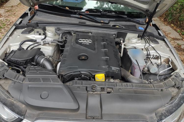 Used Audi A4L 2016 30 TFSI Collector's Edition Automatic Comfort Model Engine Bay