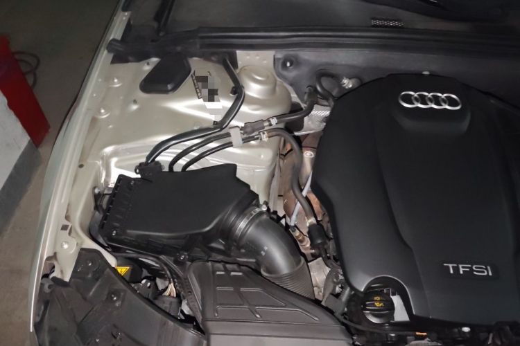 Used Audi A4L 2016 35 TFSI Collector's Edition Automatic Standard Model Engine Bay Right