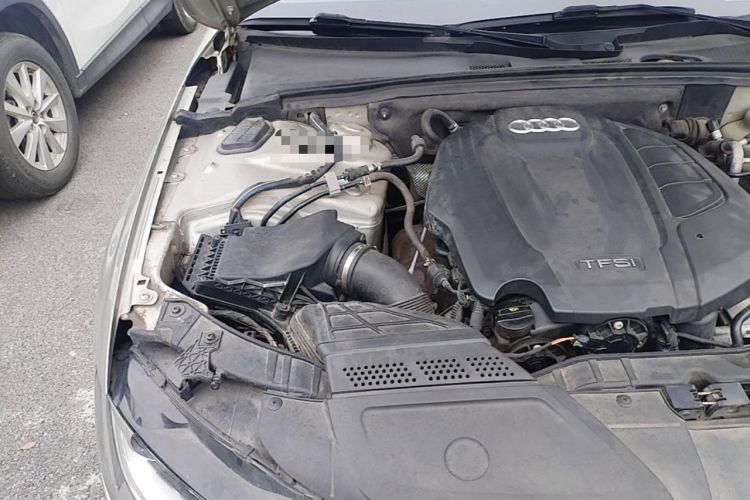 Used Audi A4L 2016 35 TFSI Automatic Comfort Model Engine Bay Right