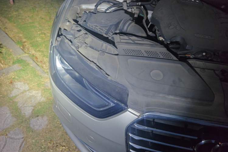 Used Audi A4L 2016 35 TFSI Collector's Edition Automatic Standard Model Engine Bay Right