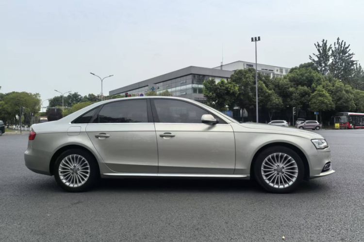 Used Audi A4L 2016 35 TFSI Collector's Edition Automatic Standard Model Exterior 4
