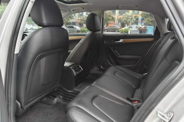 Used Audi A4L 2016 35 TFSI Luxury Automatic Interior 3
