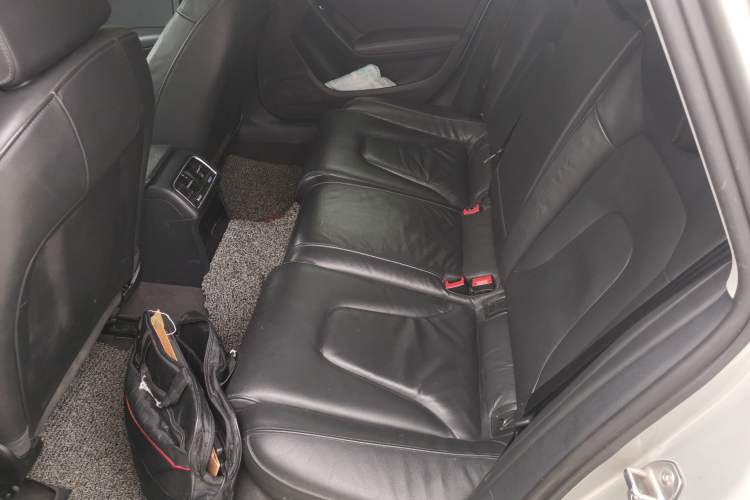 Used Audi A4L 2016 35 TFSI Collector's Edition Automatic Standard Model Left Rear Seat