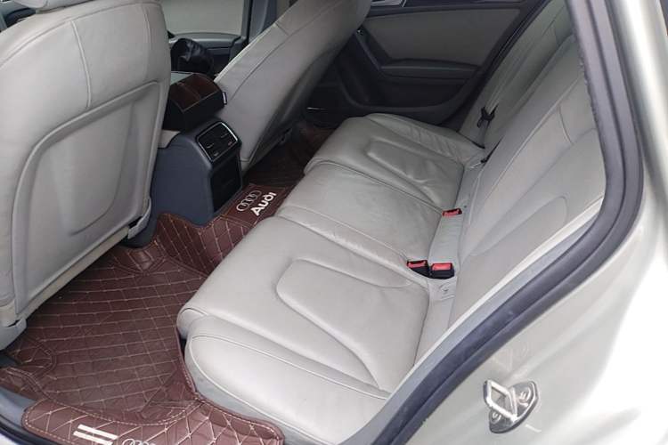Used Audi A4L 2016 35 TFSI Automatic Comfort Model Left Rear Seat