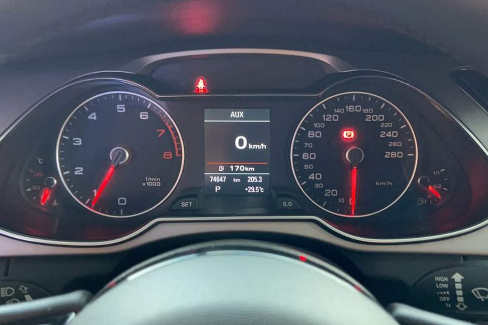 Used Audi A4L 2016 35 TFSI Collection Edition S line Comfort Model Odometer Close Up