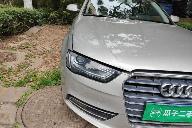 Used Audi A4L 2016 30 TFSI Collector's Edition Automatic Comfort Model Right Front Headlight
