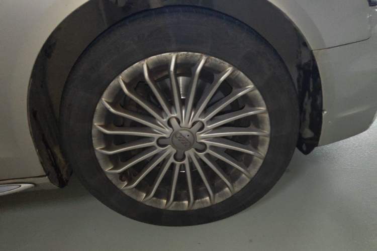 Used Audi A4L 2016 35 TFSI Automatic Sport Edition Right Front Wheel Hub