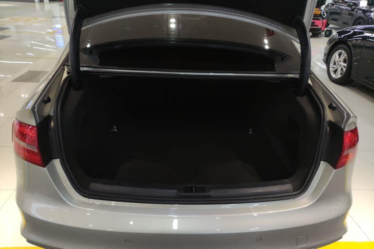 Used Audi A4L 2016 35 TFSI Collection Edition S line Comfort Model Trunk
