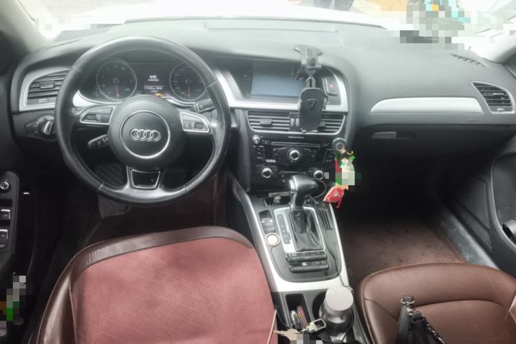 Used Audi A4L 2016 35 TFSI Collector's Edition Automatic Standard Model Center Console