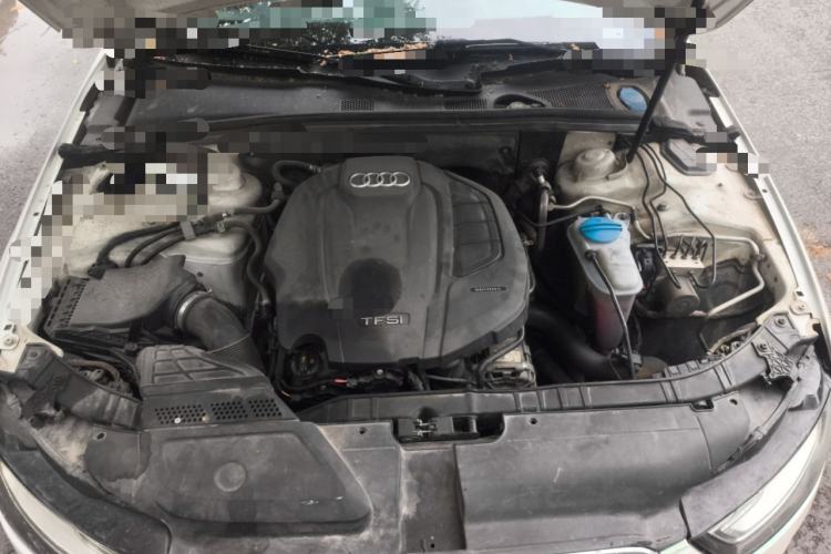 Used Audi A4L 2016 35 TFSI Collector's Edition Automatic Standard Model Engine Bay