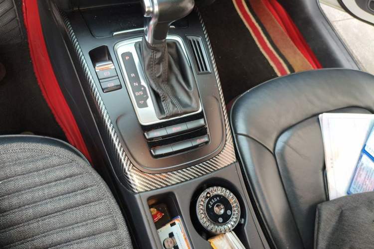 Used Audi A4L 2016 35 TFSI Automatic Comfort Model Gear Lever
