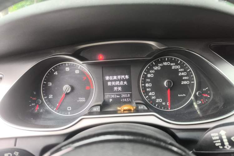 Used Audi A4L 2016 35 TFSI Collector's Edition Automatic Standard Model Instrument Cluster