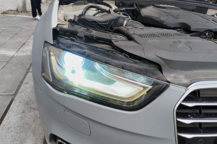 Used Audi A4L 2016 35 TFSI Automatic Comfort Model Right Front Headlight