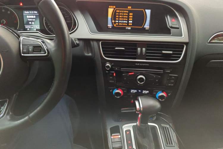 Used Audi A4L 2016 35 TFSI Collection Edition S line Comfort Model Audio And AC Panel