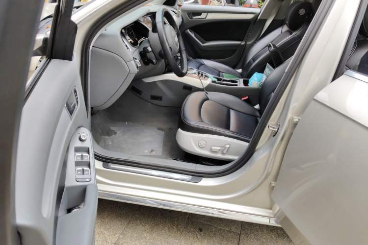 Used Audi A4L 2016 35 TFSI Collection Edition S line Comfort Model Driver Seat