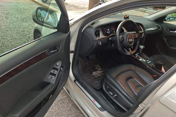Used Audi A4L 2016 35 TFSI Collection Edition S line Comfort Model Driver Seat
