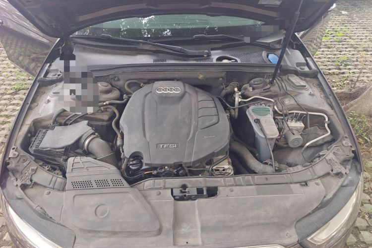 Used Audi A4L 2016 35 TFSI Collector's Edition Automatic Standard Model Engine Bay