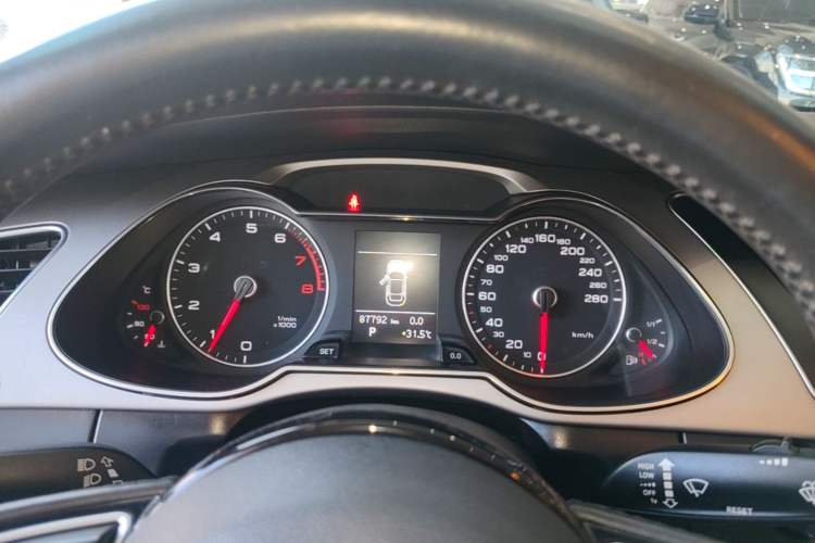 Used Audi A4L 2016 35 TFSI Collector's Edition Automatic Standard Model Instrument Cluster