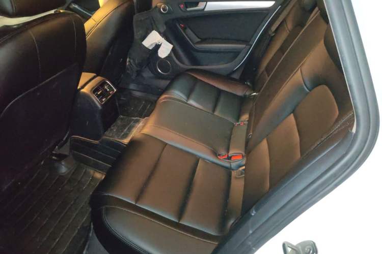 Used Audi A4L 2016 45 TFSI Collection Edition quattro Personalized Sports Model Left Rear Seat
