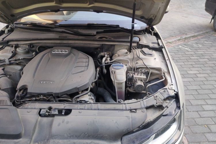 Used Audi A4L 2016 35 TFSI Collector's Edition Automatic Standard Model Engine Bay Left