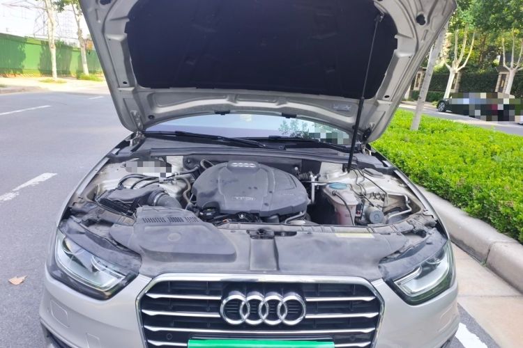 Used Audi A4L 2016 35 TFSI Collection Edition S line Comfort Model Engine Bay