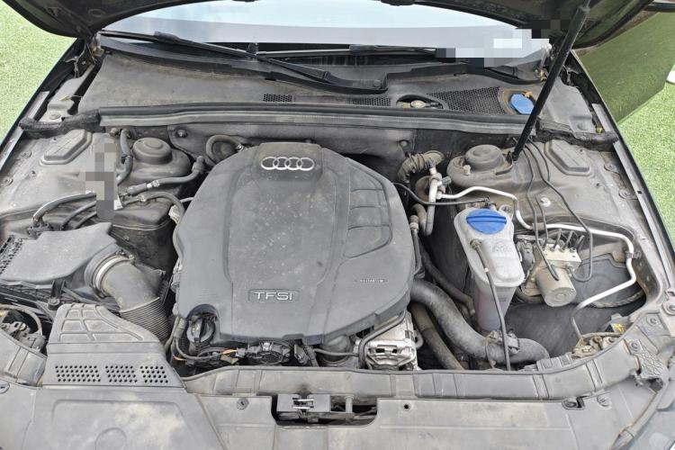Used Audi A4L 2016 35 TFSI Collector's Edition Automatic Standard Model Engine Bay