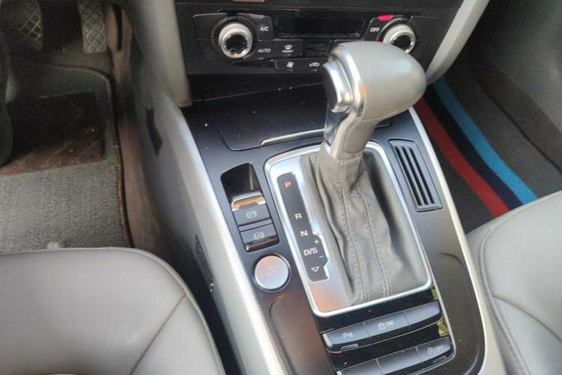 Used Audi A4L 2016 35 TFSI Collector's Edition Automatic Standard Model Gear Lever
