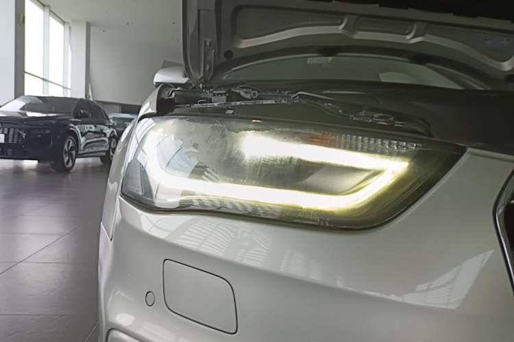 Used Audi A4L 2016 35 TFSI Collection Edition S line Comfort Model Right Front Headlight